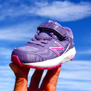 New Balance Unisex-Toddler Athletic shoe # 519v1 w/Hook and Loop Closure