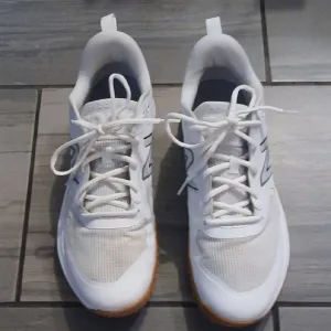 New Balance White Athletic Shoes with Breathable Mesh