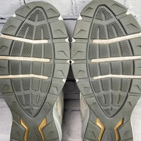 New Balance Women's 990v5 Size‎ 13 Made In USA Moonbeam Silver W990MB5 RARE