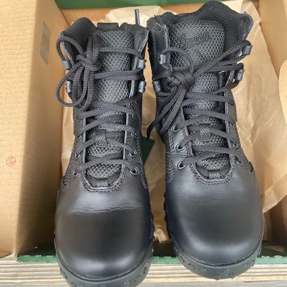 NEW Danner Men's Scorch Side-Zip 6&quot; Waterproof Work Boots size 7