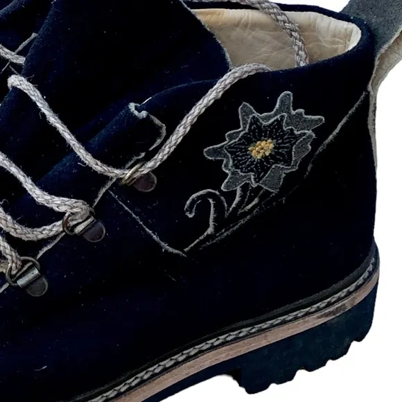 New DIRNDL BUA Made In Austria Hiking Boots Mountain Wear Woman’s Size 7 EURO 38
