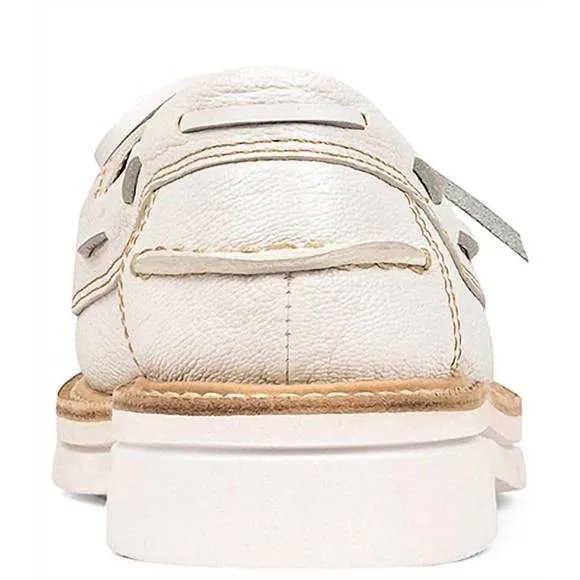 NEW DONALD PLINER women's lillith boat shoe in off white