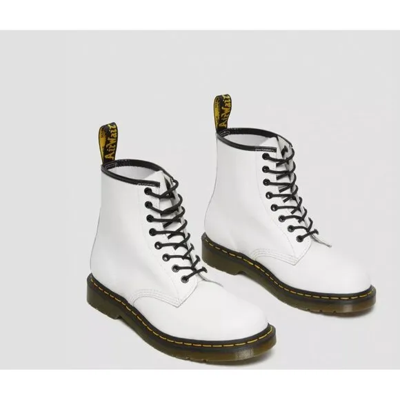 New Dr. Martens W's 10 EU 42 Smooth Leather Lace Up Boots White No box MSRP$170