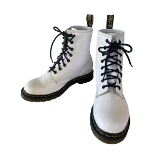 New Dr. Martens W's 10 EU 42 Smooth Leather Lace Up Boots White No box MSRP$170