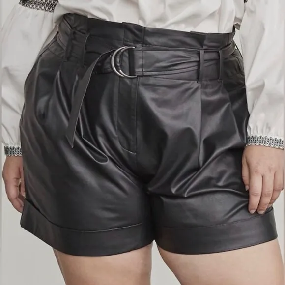 NEW Elizabeth and James Paper Bag Faux Leather Shorts Black Size 27 Size 4 NWT