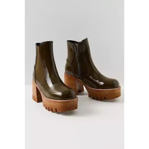 NEW FREE PEOPLE Sz 7.5 PRESTON ANKLE BOOT GREEN PATENT