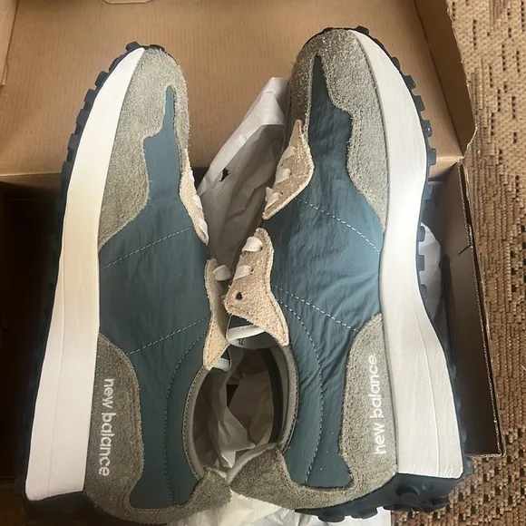 New in Box -9H-J.CrewxNew Balance® 327 Central Park sneakers VETIVER / TROOPER