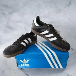 New In Box Adidas Originals Samba OG J Youth Big Kids Size 4 Black White IR3676