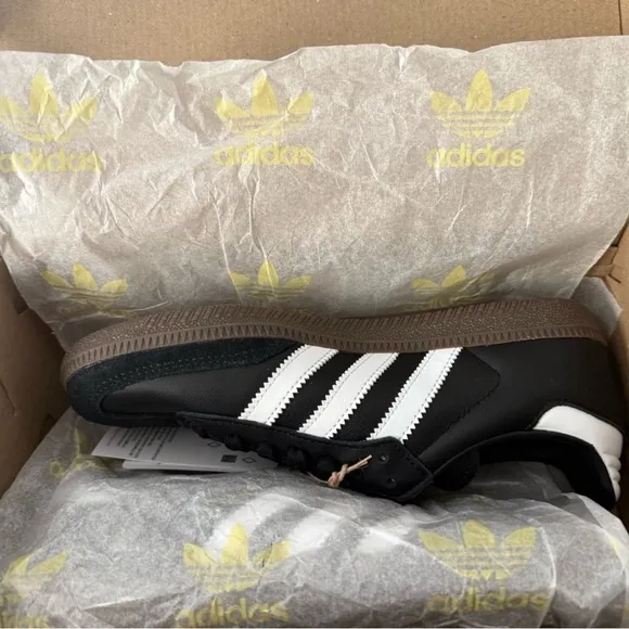 New In Box Adidas Originals Samba OG J Youth Big Kids Size 4 Black White IR3676