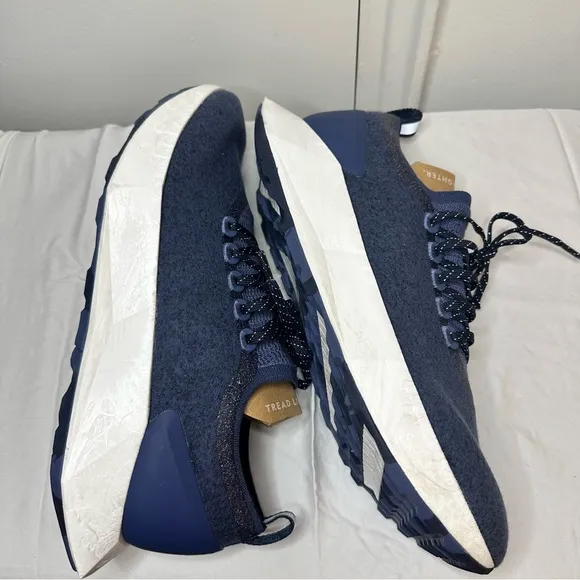 New In Box Allbirds Mens Wool Flyer Mizzle Hazy Indigo (Blizzard) Sneakers 13.5
