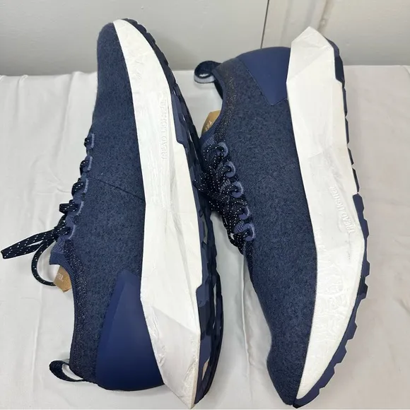 New In Box Allbirds Mens Wool Flyer Mizzle Hazy Indigo (Blizzard) Sneakers 13.5
