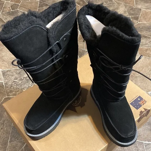New in Box Aussie Merino Tasman Black Suede &amp; Wool Boots Sz 4