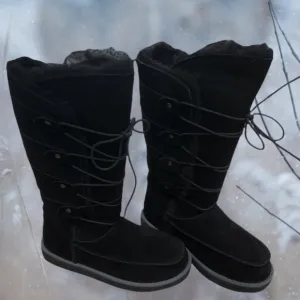 New in Box Aussie Merino Tasman Black Suede &amp; Wool Boots Sz 4