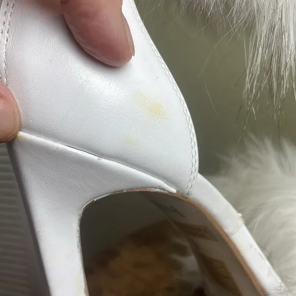 NEW Jeffrey Campbell Faux Fur Cookie White High Heels Shoes Size 6