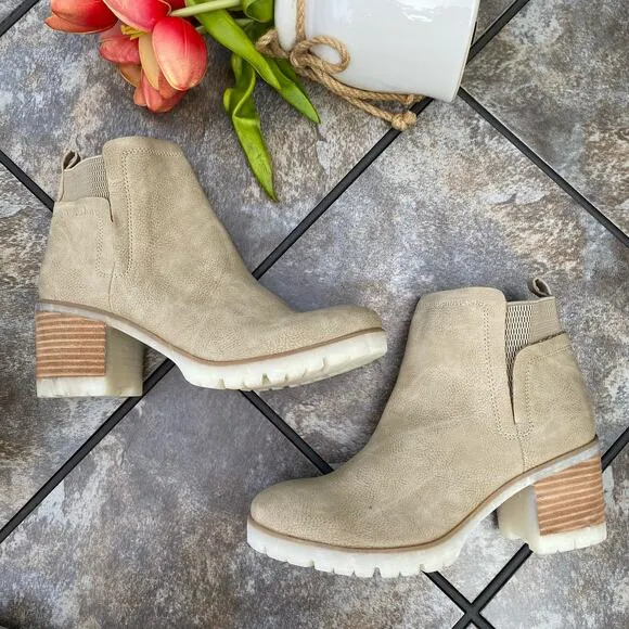 NEW KORK-Ease Natural Elsie Heeled Ankle Boot Size 9 Bootie