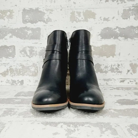 NEW Kork-Ease Women's Joelle Black Leather Ankle Boots O642