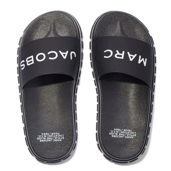 NEW! Marc Jacobs The Slide Embossed Logo Black / White - 6 MULTILIST on PM