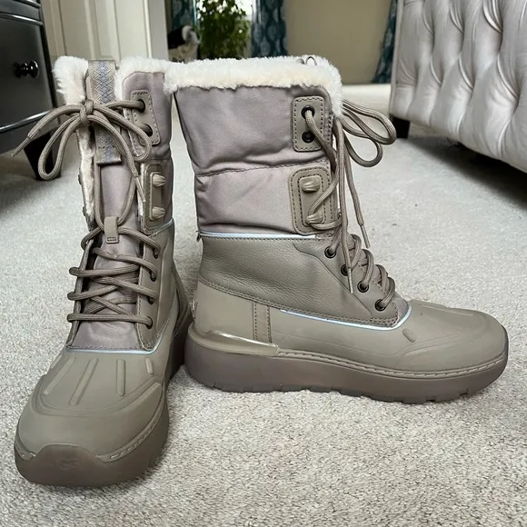 NEW Men’s Ugg Taupe City Butte Waterproof Sherpa Boots Size 9.5