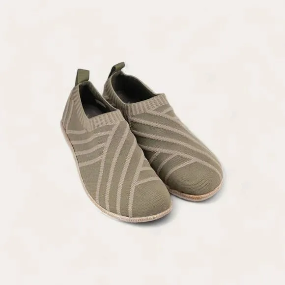 NEW NAOT women's okahu slip on shoes - medium in sage knit
