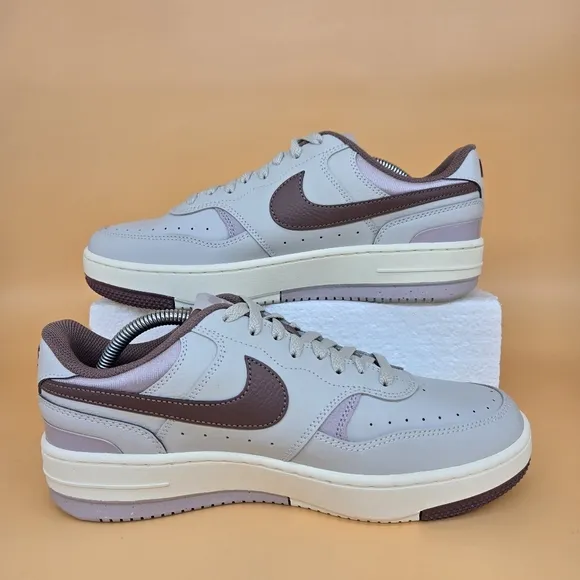 New Nike Gamma Force Light Bone Smokey Mauve Women's Shoes Size 10