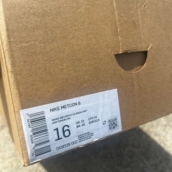 NEW Nike Metcon 8 Grey White size 16 Mens shoes