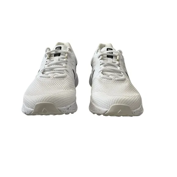 NEW Nike Women’s Run Swift 2 Running Shoes size 11.5 White Sneakers