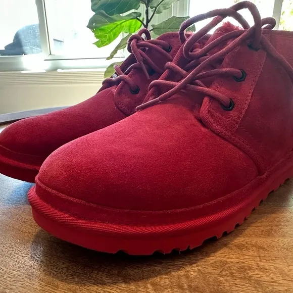 NEW no box Red Suede UGG Neumal Chukka Boots (unisex)