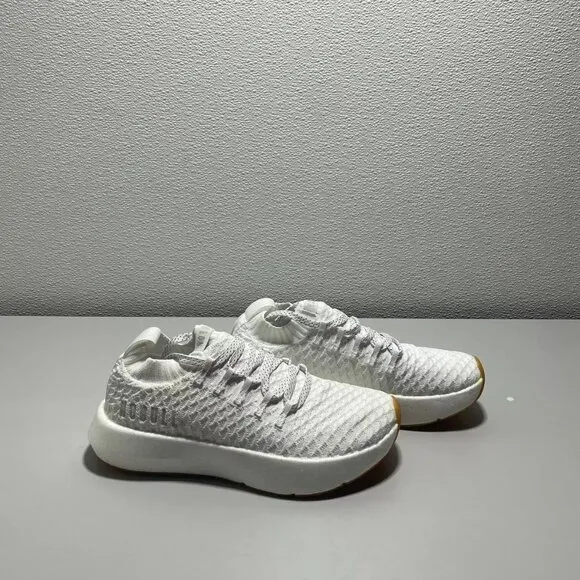NEW NO BULL Knit SC Runner Mens Size 6.5 Mid Top Lace Up Comfort Sneakers White