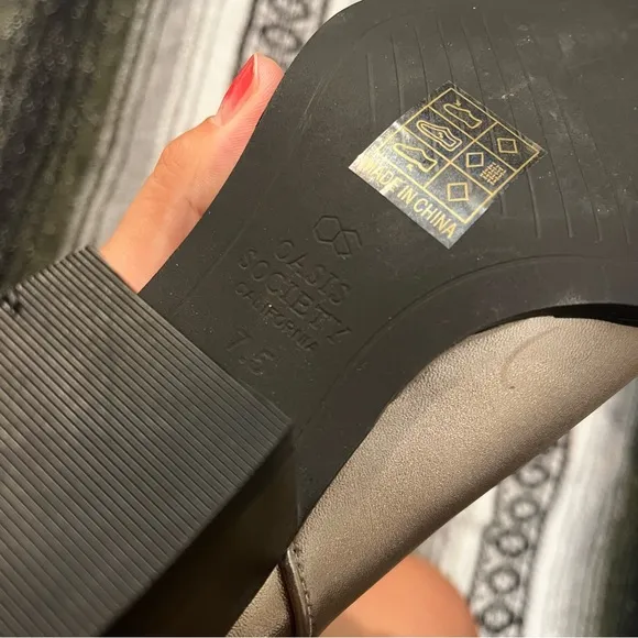 New Oasis Society Champagne Metallic Cowboy Boots