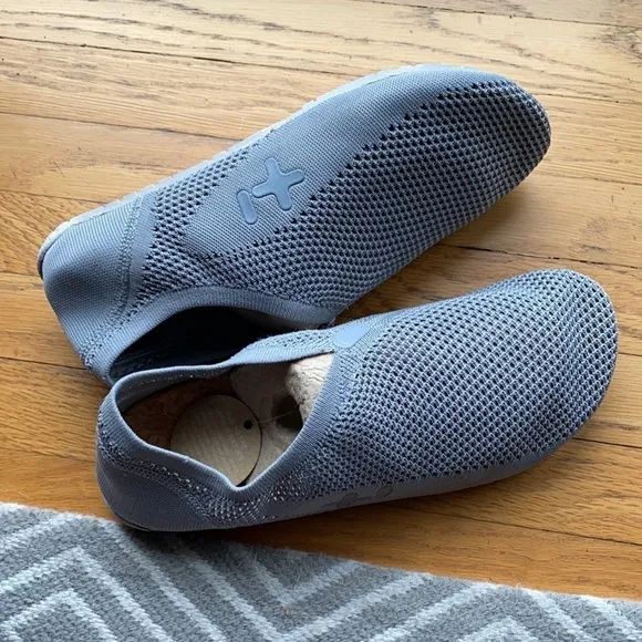 NEW! OTZ Shoes Gray Mesh Cork Insole Slip-ons Size 10.5 Men's
