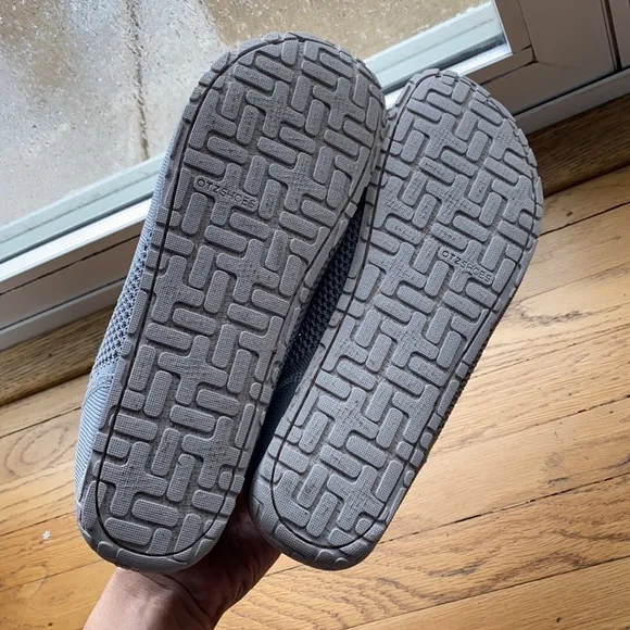 NEW! OTZ Shoes Gray Mesh Cork Insole Slip-ons Size 10.5 Men's