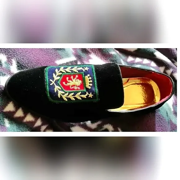 NEW Regal Royal Lion Loafer Black Velvet Slipper Shoes (Men 11.5/46) and Bowtie!