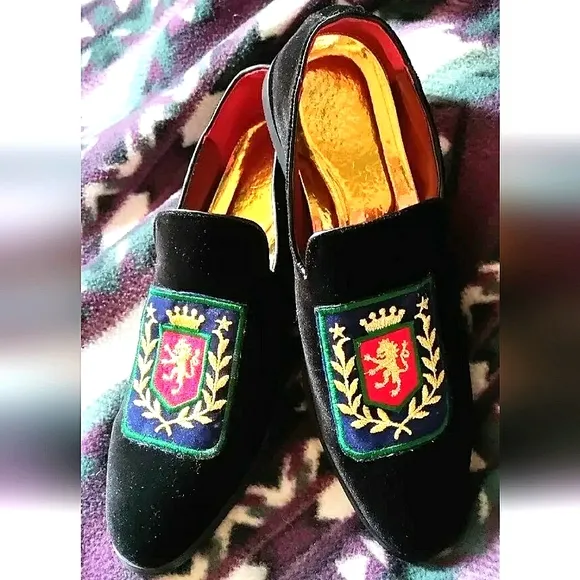 NEW Regal Royal Lion Loafer Black Velvet Slipper Shoes (Men 11.5/46) and Bowtie!