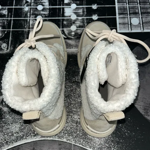 NEW Sorel Boots