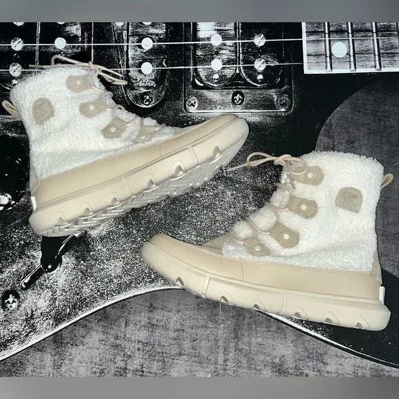 NEW Sorel Boots