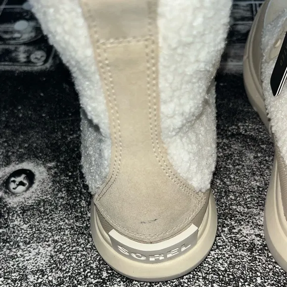 NEW Sorel Boots