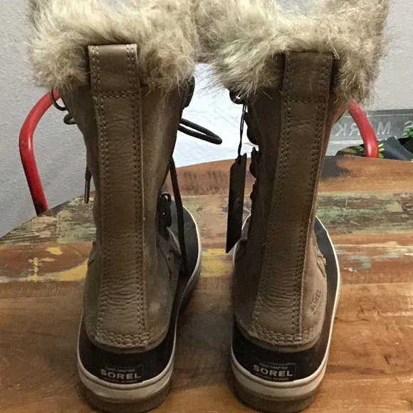 New Sorel Joan of Artic Waterproof Boots