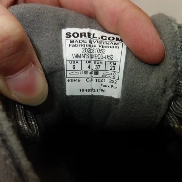 NEW Sorel Kinetic Breakthru Caribou Sneaker Boots Quarry Gray Women's 6