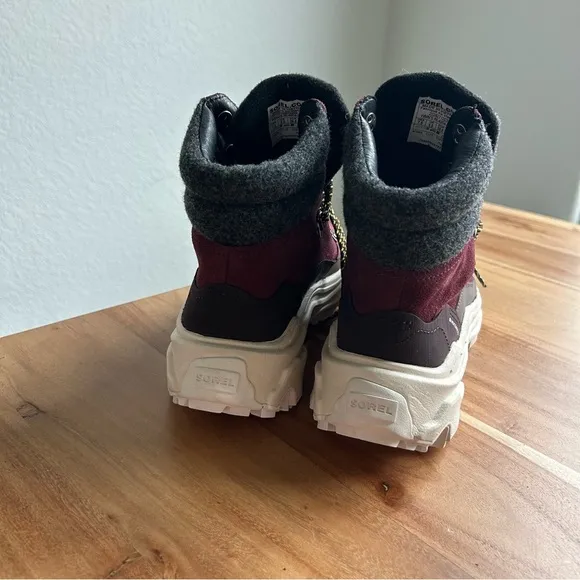 New Sorel Kinetic Breakthru Conquest Hiker Boots