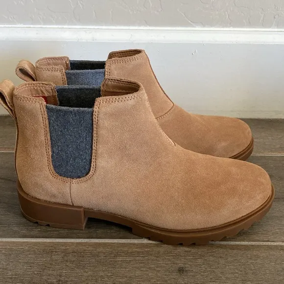 NEW Sorel Women's Emelie II Chelsea Boots LeatherWaterproof Brown Size 8