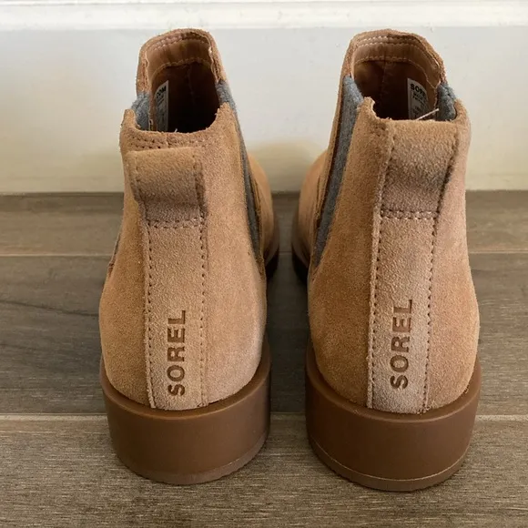 NEW Sorel Women's Emelie II Chelsea Boots LeatherWaterproof Brown Size 8