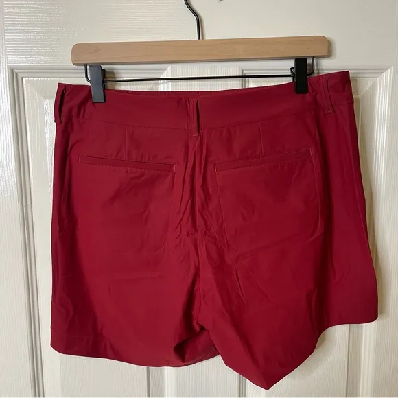 New Spanx sunshine shorts, 6” in Dark Cherry Size Large