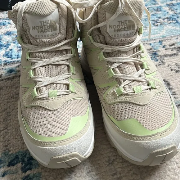 NEW The North Face Hedgehog Fastpack 3 Mid Waterproof Hiking Shoes 9