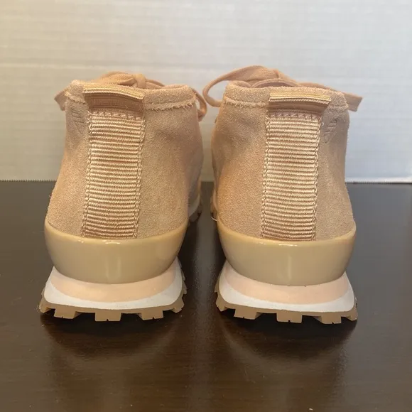 New Tory Burch Chukka Perfect Blush Suede Sneakers Size 9.5