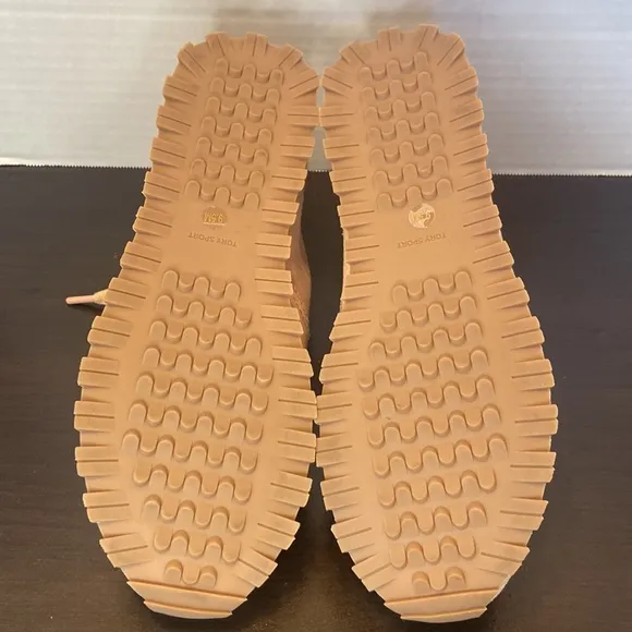New Tory Burch Chukka Perfect Blush Suede Sneakers Size 9.5