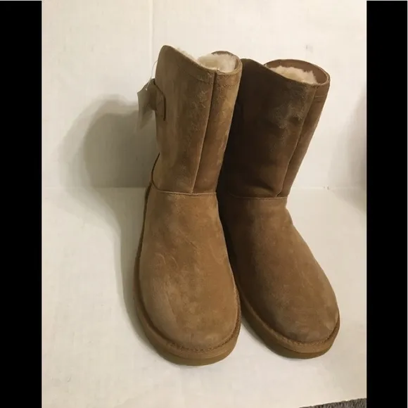 NEW UGG  Boots