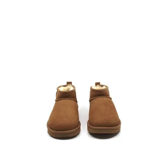 NEW UGG kids classic ultra mini booties in chestnut