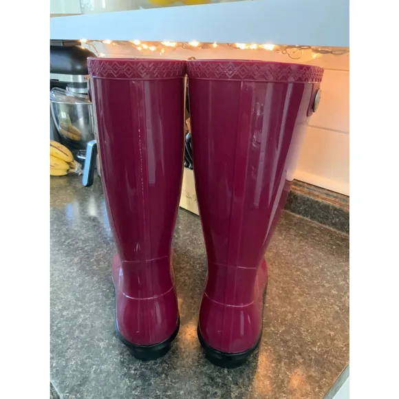 New Ugg Shaye Purple Rainboots