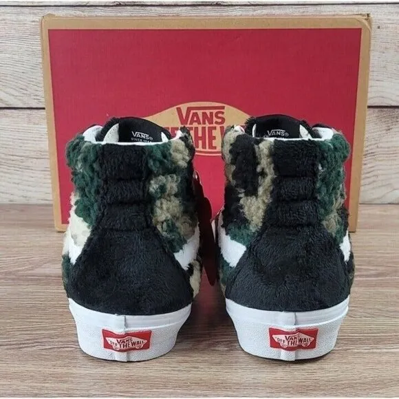 NEW Vans Sk8 Hi Sherpa Camo‎ Sneakers Women's Size 7.5 Fluffy Faux Fur Shoes