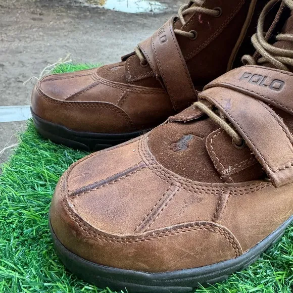 New without box The Polo Ralph Lauren Tavin Shearling Boot in size 7
